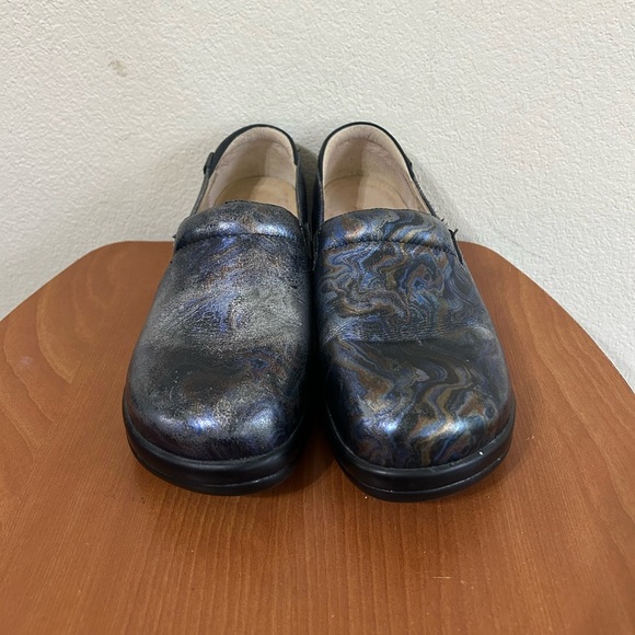 Alegria Women's Sz 8-8.5/EU38 Multicolor Black/Blue Leather PG Lite Loafer Swirl - Picture 4 of 11